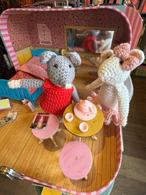 Customer photo 6