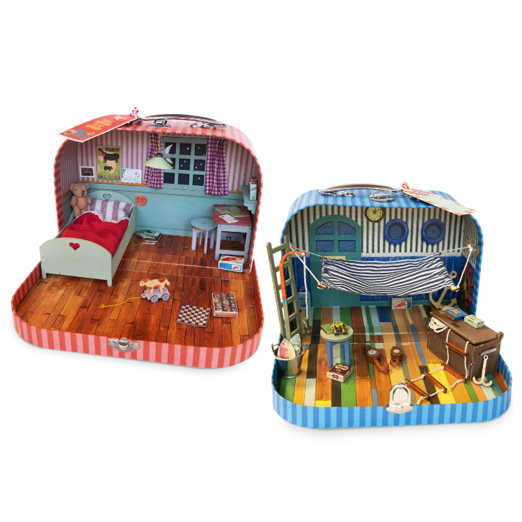 To Go + Plush Bundle  – Julia & Grandpa Sailor